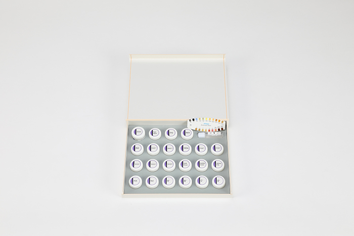 CZR EXTERNAL STAIN KIT - KURARAY NORITAKE