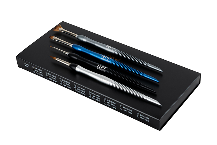 REVOLUTION BRUSH MASTER KIT - M. P. F.